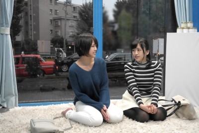 まりこ（25）じゅり（26）専業主婦の人妻 マジックミラー号 乳首マッサージで乳首イキ！